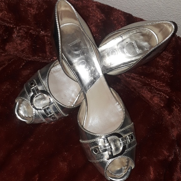 VINTAGE DESIGNER SHOES - Picture 1 of 4